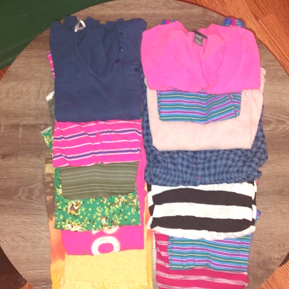 Juniors size large clothing bundle